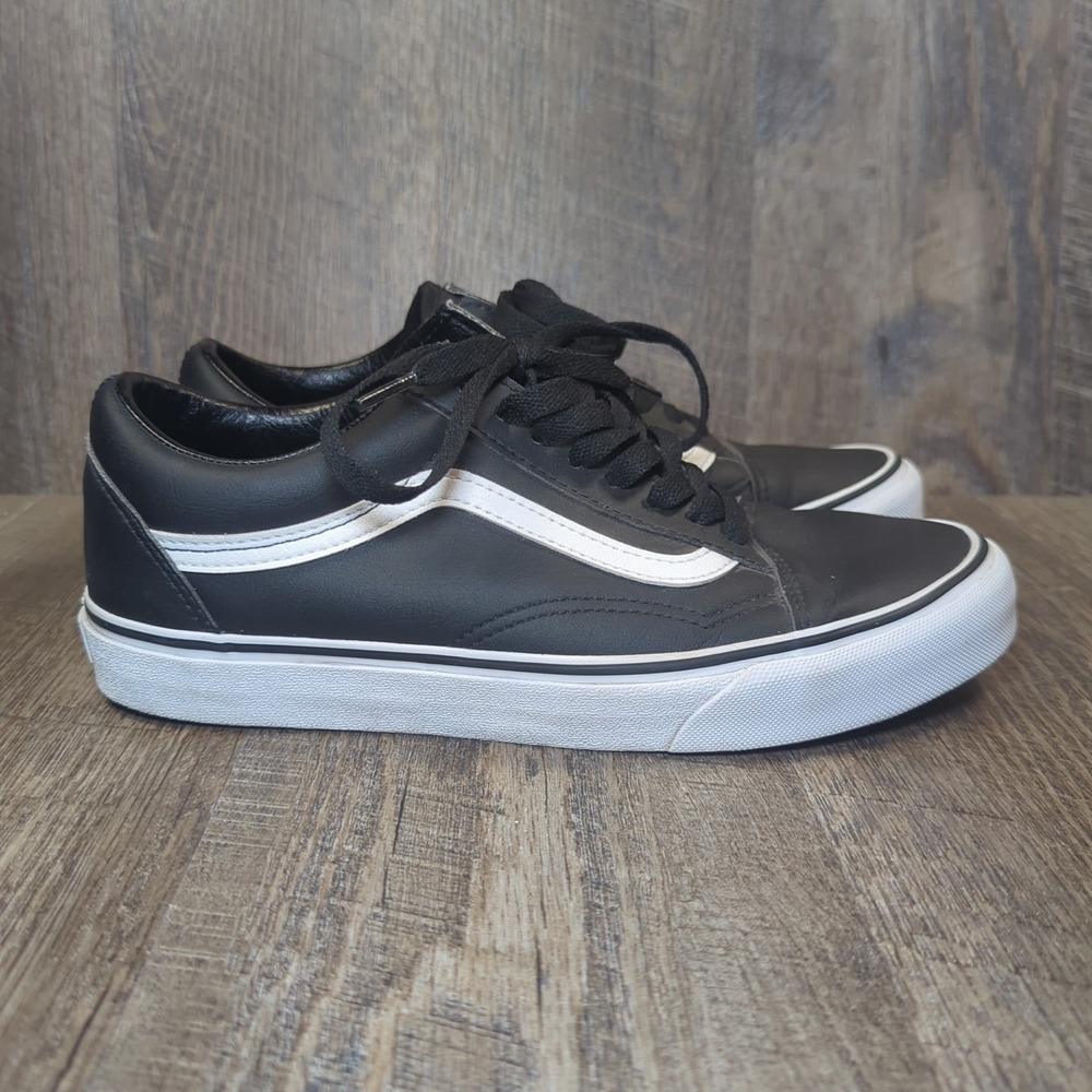 Vans Old Skool Men's 7.5 Women's 9 Black White Low Top Skate Sneakers Classic - Picture 2 of 13
